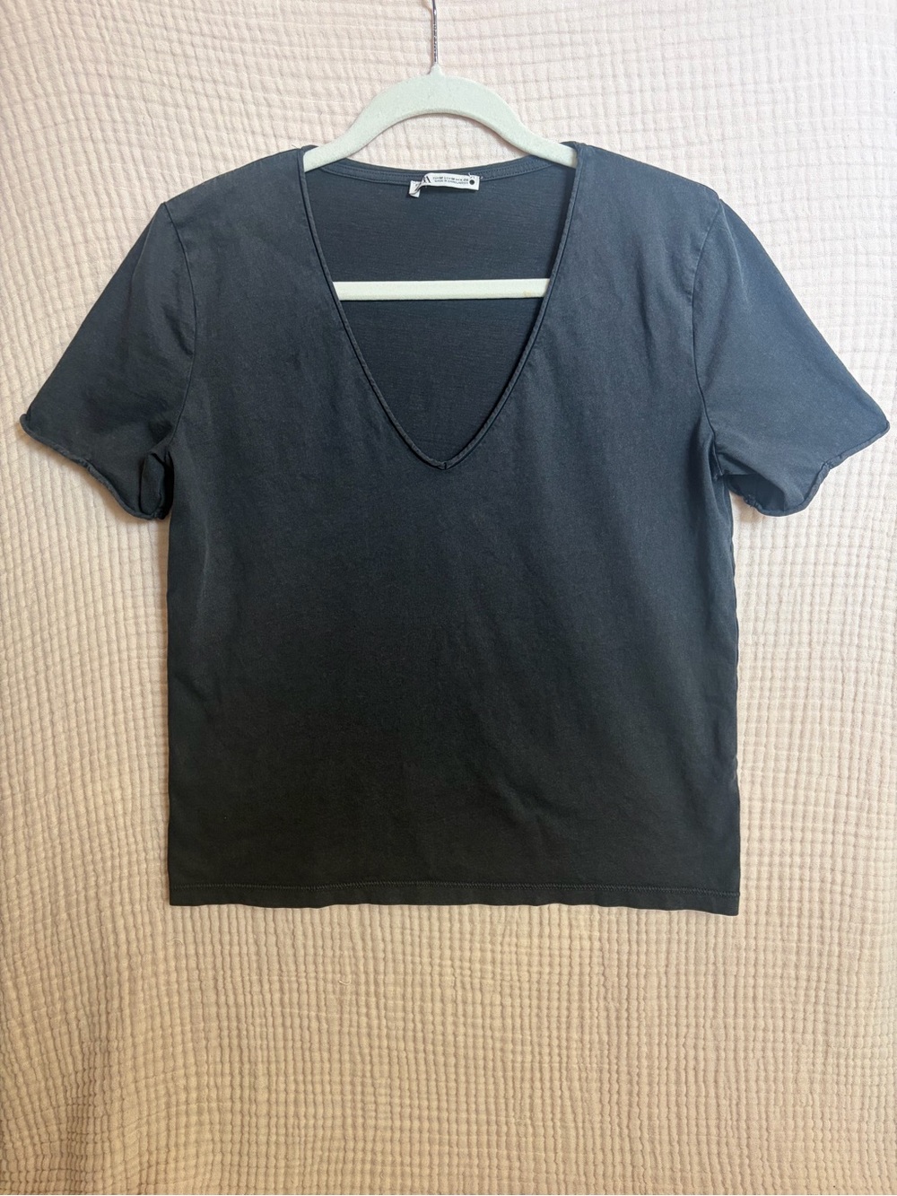ZARA Black V-Neck T-Shirt 100% Cotton Women’s M Short Sleeve Basic